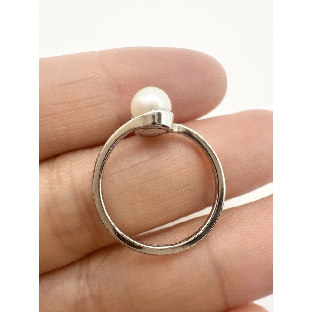 Vintage Avon Sterling Silver Natural Pearl Ring Size 4.5